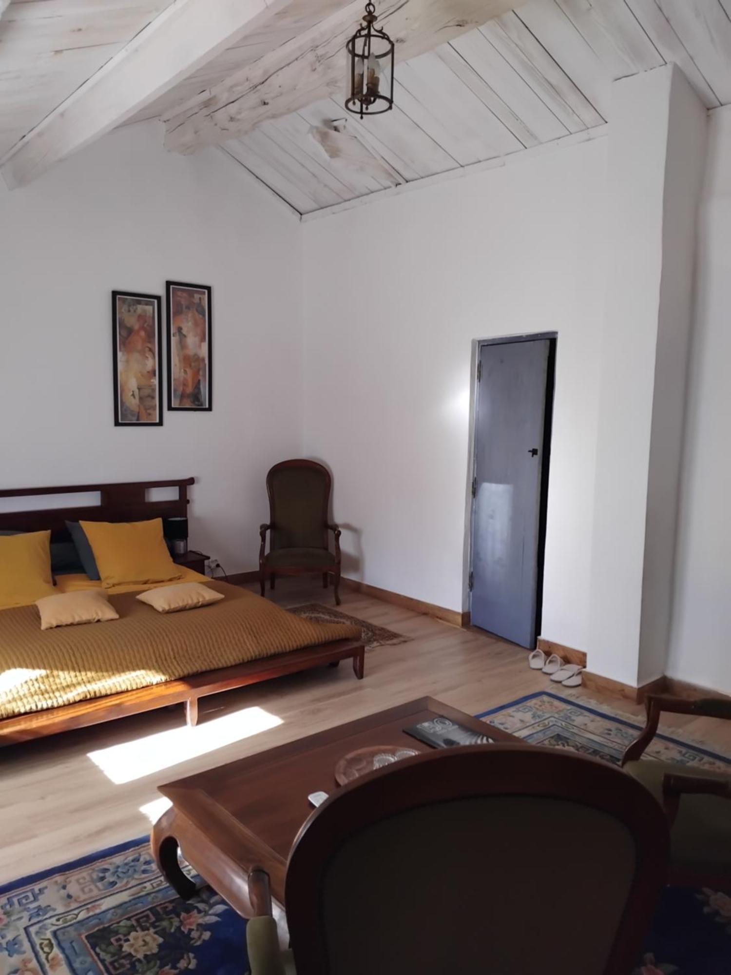 L'Aedes Bed & Breakfast Orange  Exterior photo