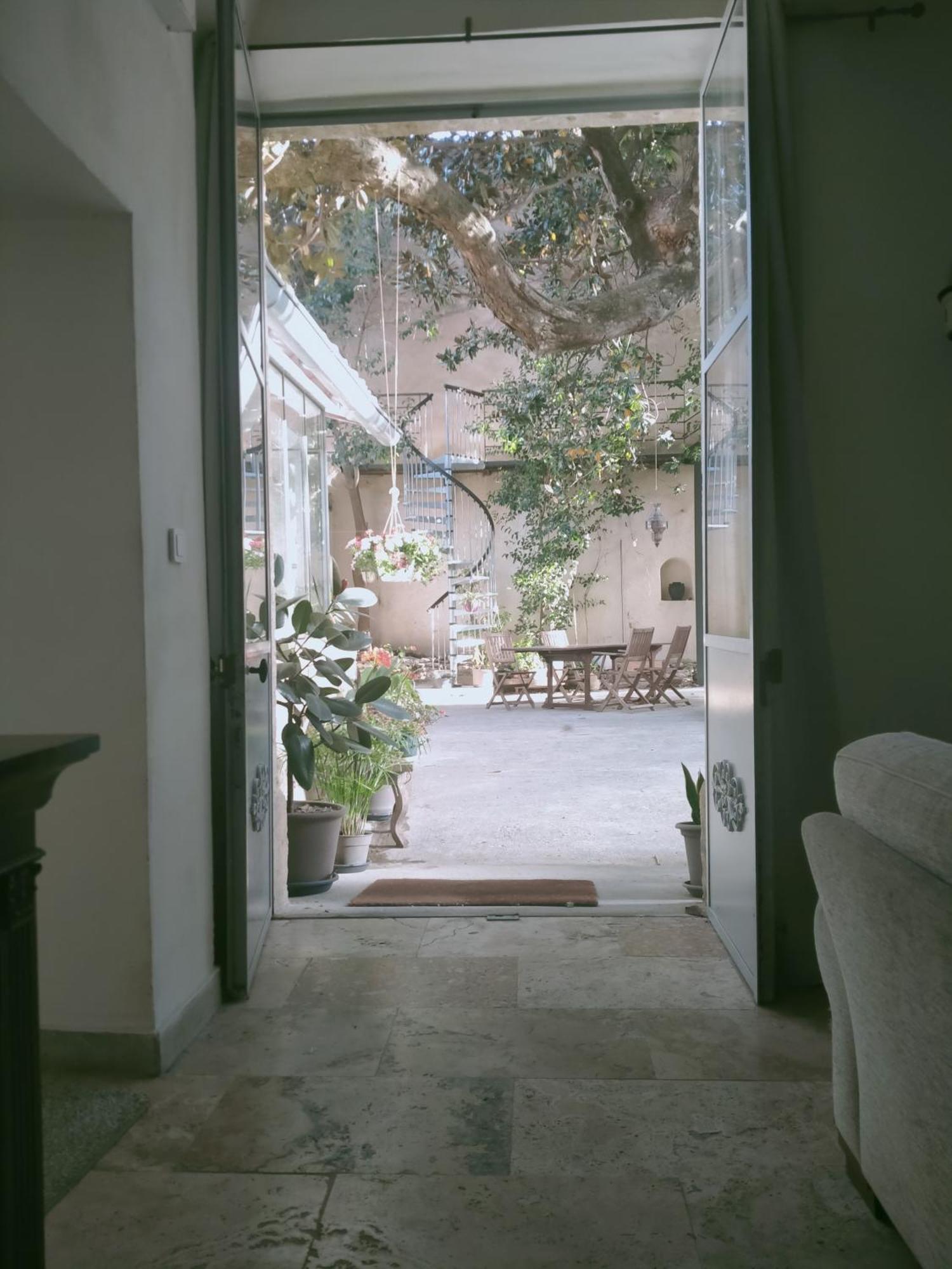 L'Aedes Bed & Breakfast Orange  Exterior photo